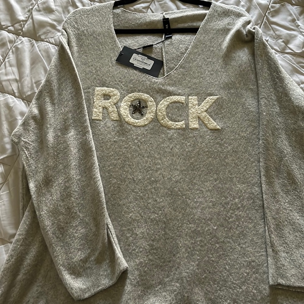 Brand new with tags lightweight sweater